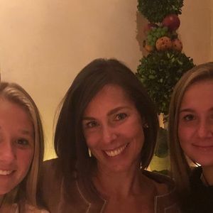 Meet your Posher, Renee